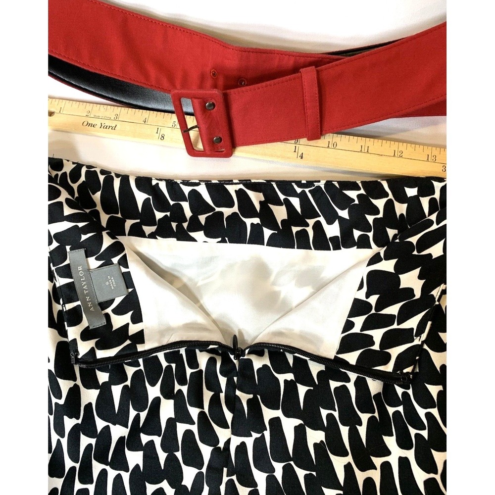 Ann Taylor Skirt Womens 6 Silk Black White Pencil Straight Geo Print w/Red Belt - Picture 5 of 10